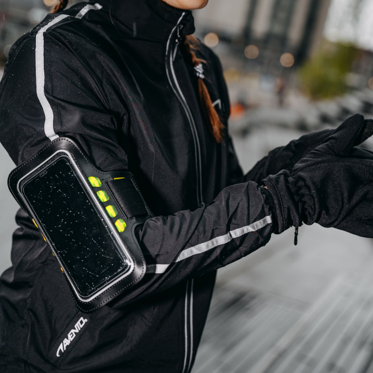 Waar laat ik mijn telefoon tijdens het hardlopen? Waar laat ik mijn telefoon tijdens het hardlopen?
