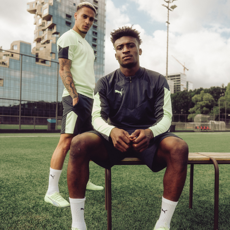 Wat trek je aan tijdens het voetballen?